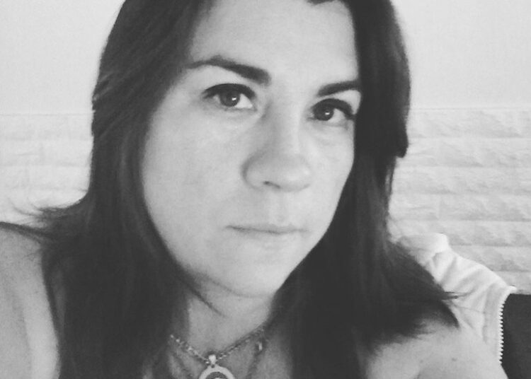 Sierra de los Padres: asesinaron de un disparo a una mujer en un paseo de compras