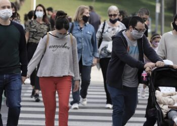 Provincia de Buenos Aires: caen los casos, luego de 4 semanas de aumento