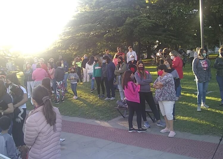 Se realizó una Asamblea Popular para pedir el esclarecimiento de la matanza de animales