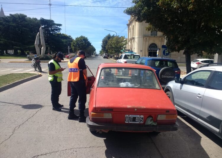 Se realizaron operativos vehiculares en distintos puntos de la ciudad