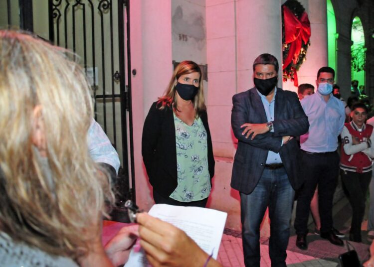Contundente marcha de vecinos de María Ignacia para pedir seguridad y defender la tranquilidad
