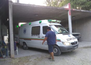 Trasladaron al Hospital Pirovano al conductor de un cuatriciclo luego de sufrir un accidente