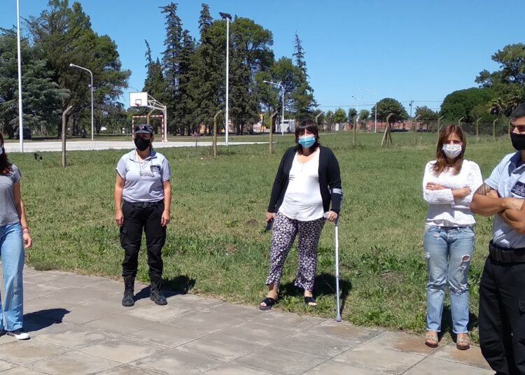 Autoridades escolares recorrieron la Secundaria 3