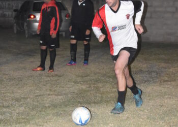 Juarense juega hoy en Tres Arroyos a las 22.15 ante Quilmes