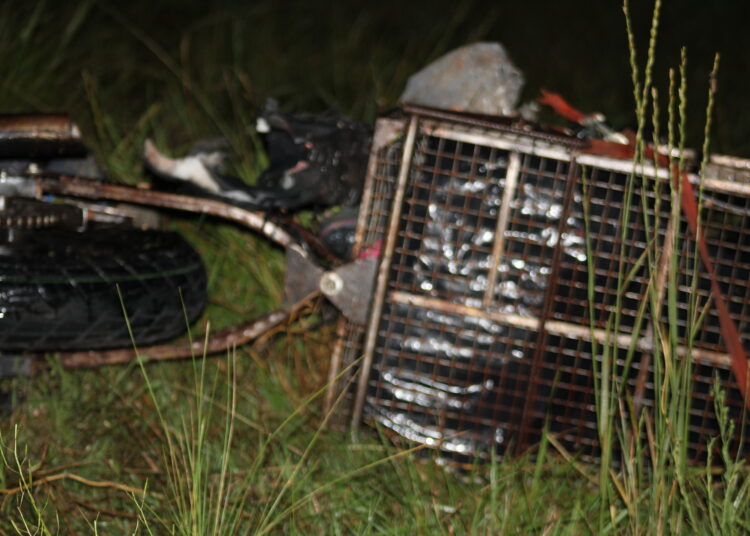 Un auto embistió a una moto en ruta nacional 3, hay dos heridos