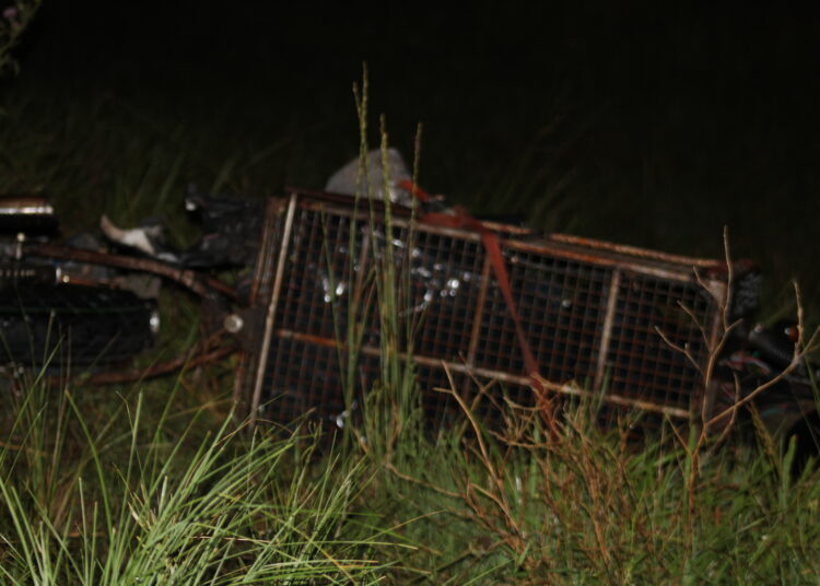 Un auto embistió a una moto en ruta nacional 3, hay dos heridos
