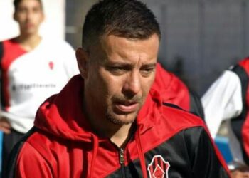 Juan Manuel Fauret dejó de ser el técnico de la 6ta división de Juarense
