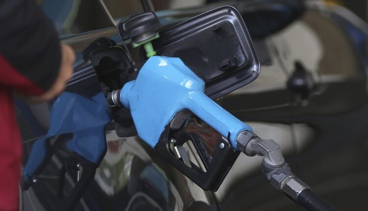Nuevo aumento en los precios de los combustibles: 1% en nafta y 1,9% en gasoil