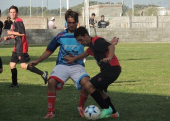 Los 23 de Juarense Negro:  con varias vueltas al fútbol