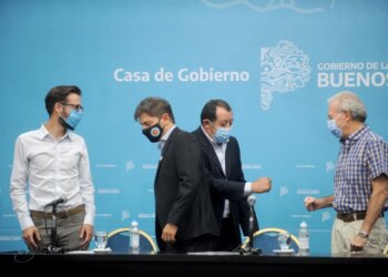 Firma de Convenio para la construcción de viviendas y reactivación de obras paralizadas