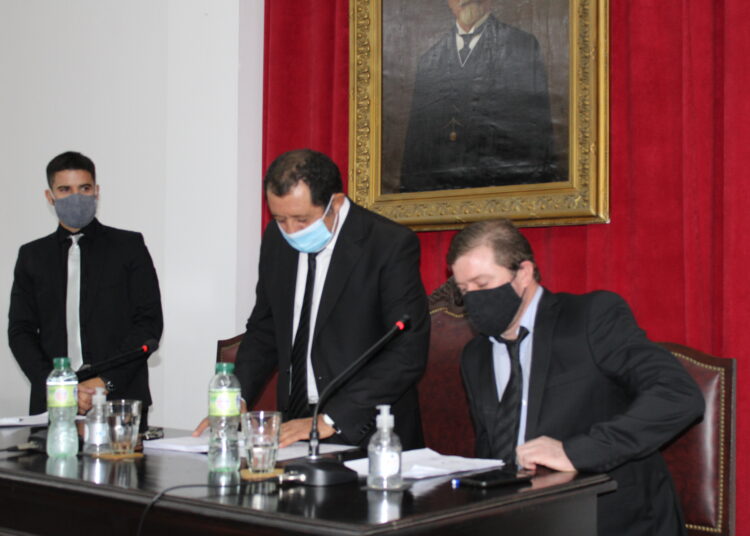 Con un discurso moderado y centrado en temas de salud el Intendente abrió el período legislativo