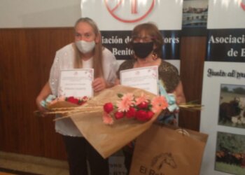 La Asociación de Productores reconoció a dos trabajadoras rurales en el Día de la Mujer