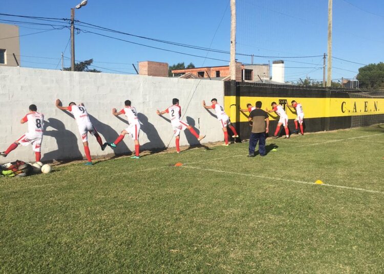 Alumni derrotó 3 a 0 a El Nacional en el inicio de la Copa Aiello