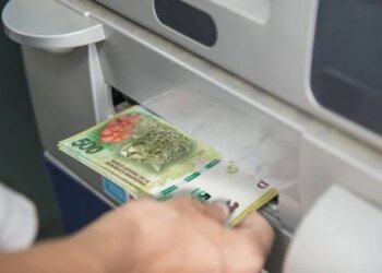 El martes 30 cobran los trabajadores municipales