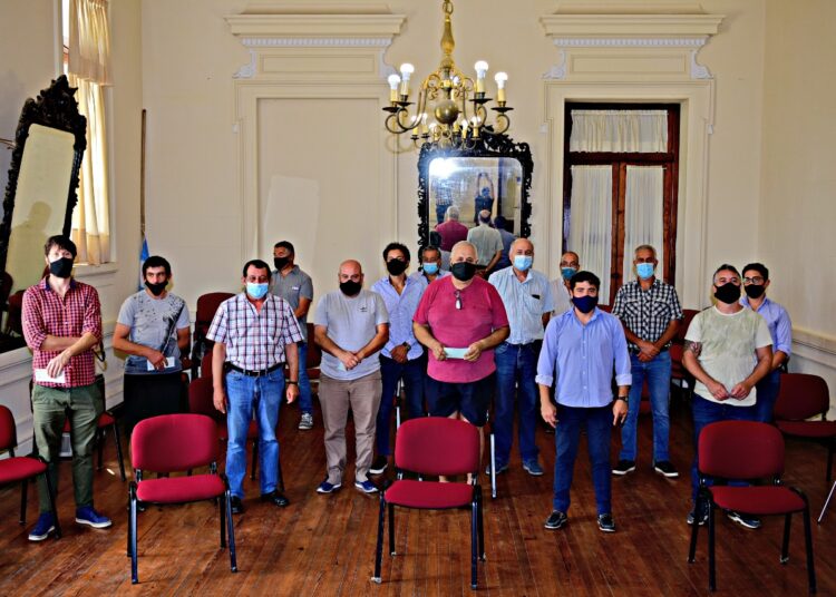 Se realizó una nueva entrega de beneficios a  sectores afectados por la pandemia