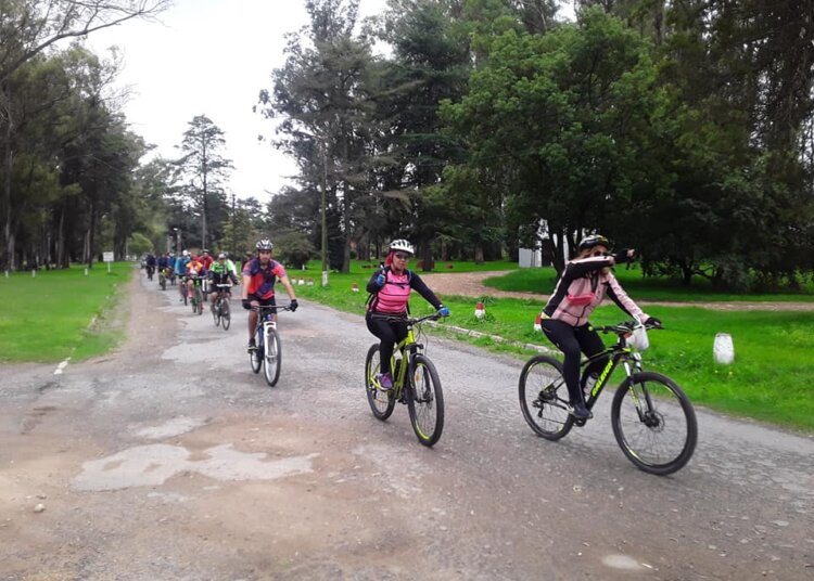 Con más de veinte ciclistas se cumplió con la Vuelta a Escuela 17. La próxima el 9 de mayo