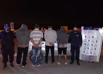 Tras una persecución detienen en Azul a cuatro ladrones que le robaron dinero a una anciana