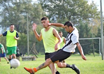 Mataderos, Juventud y Rojinegro jugaron este domingo en el campus