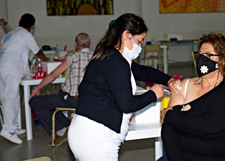 Continúa hoy la vacunación en Benito Juárez