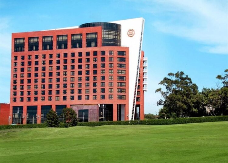 El Hotel Sheraton Mar del Plata cierra temporalmente y suspende a 80 empleados