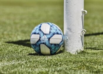 «Tengo la esperanza que vamos arrancar y a jugar al fútbol este año»