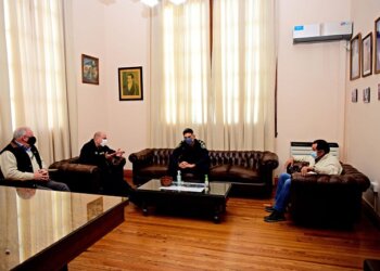 Reunión con autoridades policiales