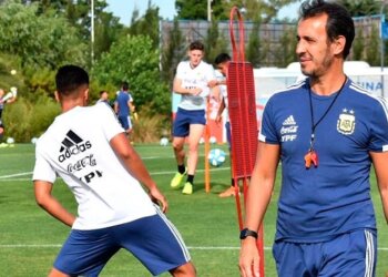 La lista preliminar para los Juegos Olímpicos: habría dos figuras de Boca y River mayores de 23 años