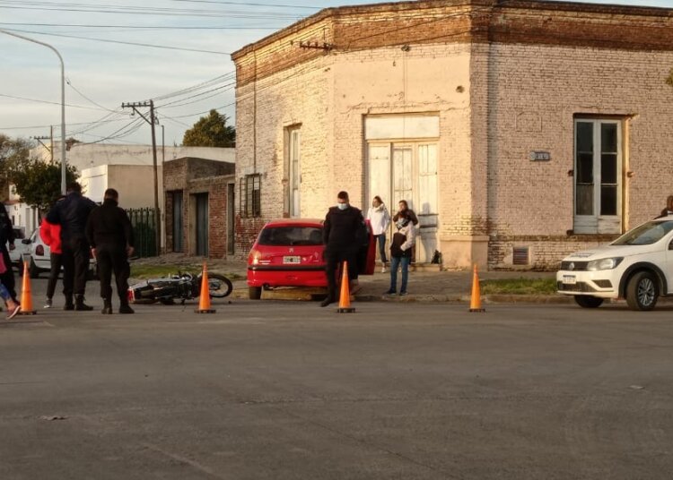 Accidente en Av. Roque Sáenz Peña y Sto. Cabral