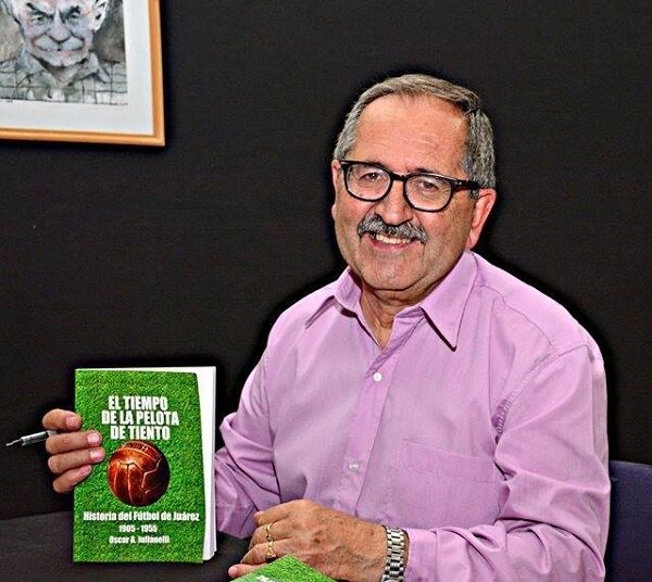 En el ciclo Libros y Autores estará cómo invitado este domingo Oscar Julianelli