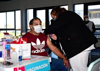 Se aplicaron 10.000 dosis contra el COVID-19 en el distrito de Benito Juárez