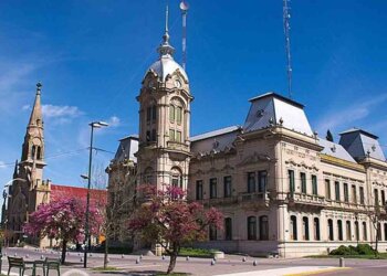 Escándalo en Tres Arroyos: obligaron a empleados municipales a trabajar con Covid
