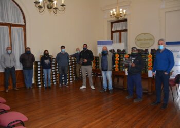 Comenzó la entrega de botines a los trabajadores municipales