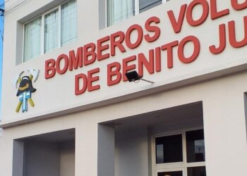 En el Día del Bombero Voluntario desde el cuartel se propuso embellecer los frentes de los hogares