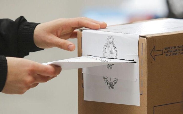 ¿Cómo votarán los indecisos?