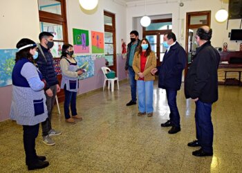 El Intendente Municipal Julio Marini, visitó instituciones educativas