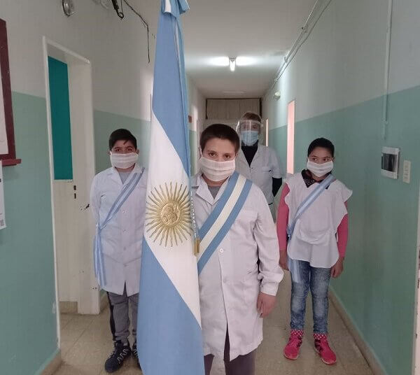 La Escuela Nº 11 llevó adelante los actos de Jura de Lealtad a la Bandera