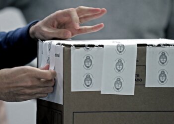 Presentan un proyecto de ley para que los partidos limpien sus pintadas tras las elecciones