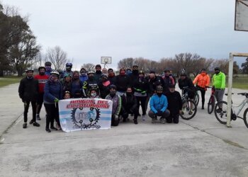 Treinta y ocho ciclistas participaron de la Caravana «Miguel Ángel Macchi»