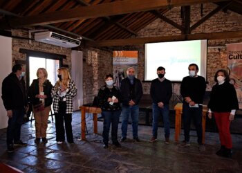 Se realizó una nueva entrega de ayuda económica para actividades afectadas en pandemía