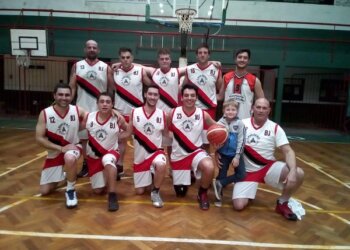 Juárez Básquet sigue de racha y es más puntero que nunca