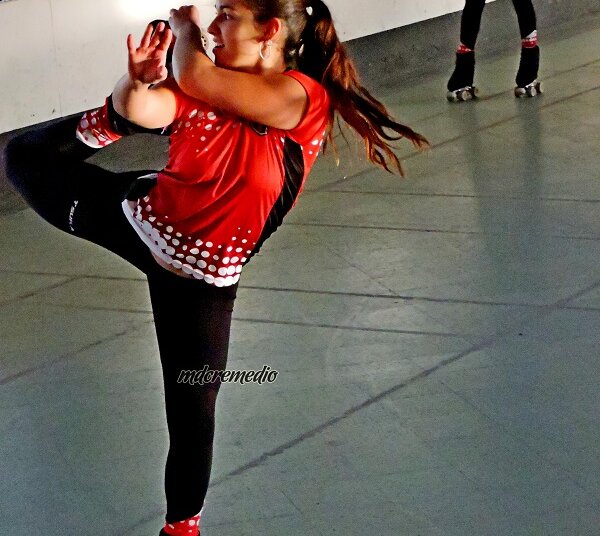 El técnico internacional Mauricio Gogorza realizó una clínica de Patinaje Artístico