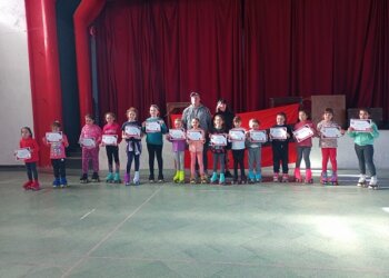 El técnico internacional Mauricio Gogorza realizó una clínica de Patinaje Artístico