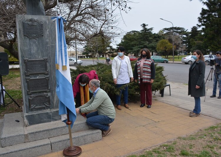 Se realizó el acto oficial por el Aniversario de fallecimiento del Gral. San Martín