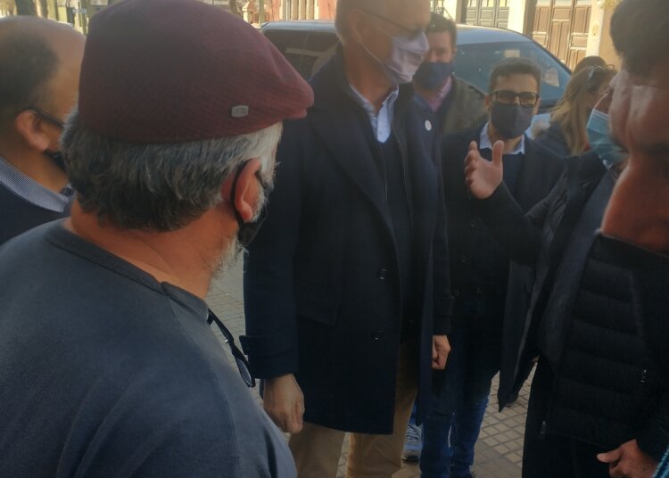 Gollán visitó Benito Juárez y tomó contacto con militantes del Frente de Todos