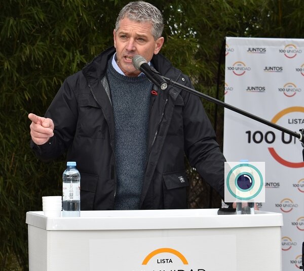 En un clima de alegría Juntos 100 U presentó su lista de precandidatos