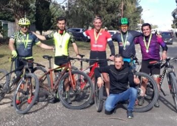 Buena presentación de ciclistas locales  en el Rural Bike del Club Villa del Parque