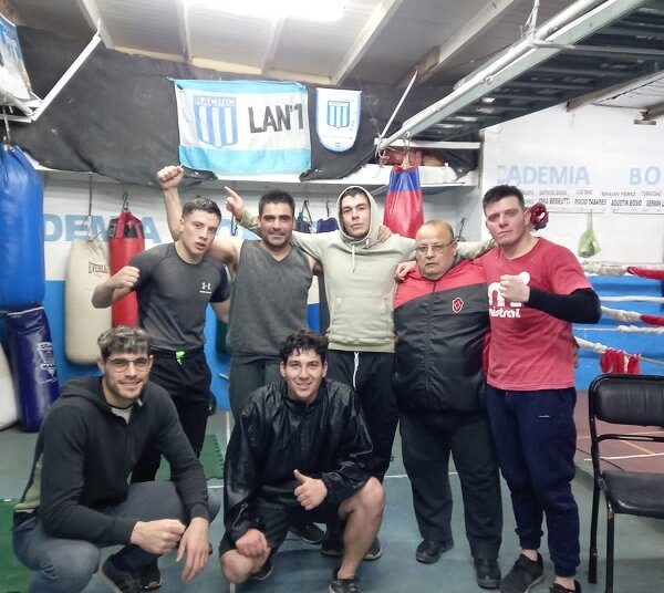 Se realiza un Festival de Boxeo en Juarense con diez peleas programadas