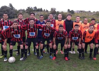 Juarense empató pero sigue en la punta. Argentino sumó un punto de local