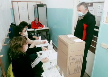 Votó Luis Fortelli pre-candidato de Juntos