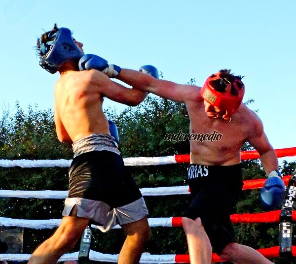“El Terrible” Del Biaggio noqueó a su rival en el primer round. Gran pelea de Pérez sobre Córdoba.   
